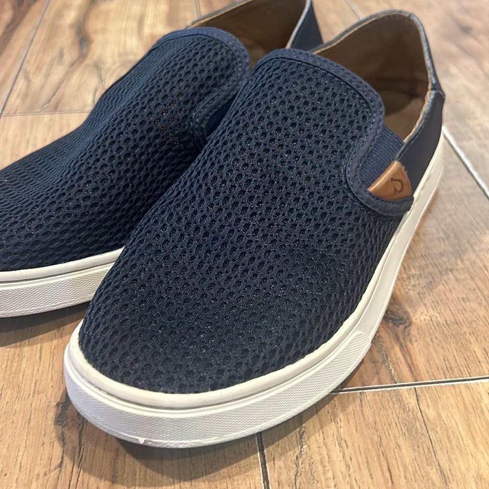 OluKai DEDE Pehuea Slip On Shoes Navy Mesh Women’s size 7.5 European 37.5 - Picture 5 of 10